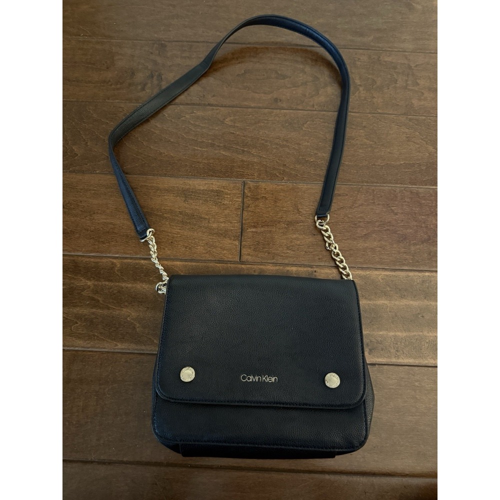 Calvin Klein Black Pebbled Leather Crossbody Bag Purse Gold Chain Strap